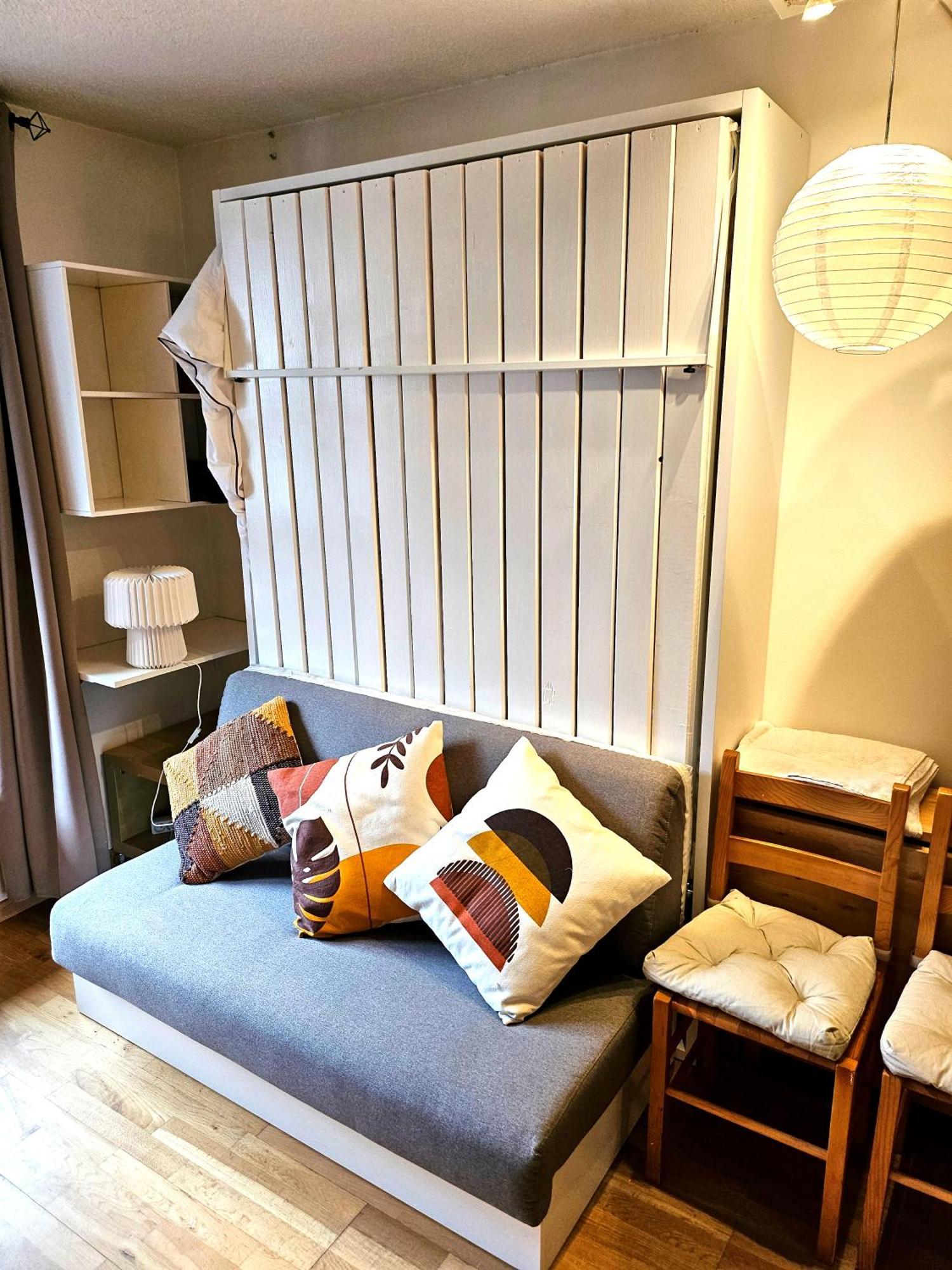Cozy Chamonix Ski Studio With Mountain Views Екстериор снимка